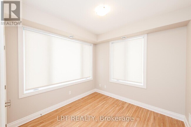 Photo - 3524 McBean St