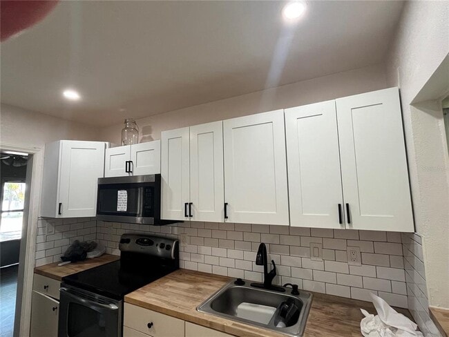 Photo - 10825 Navajo Dr