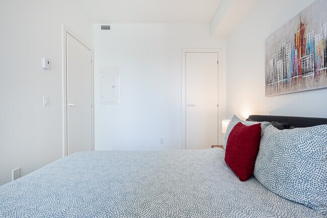 Photo - 665 Rue Versailles Unit ID1261817P