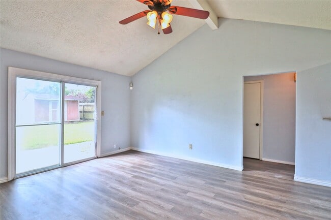 Photo - 2706 S Brompton Dr