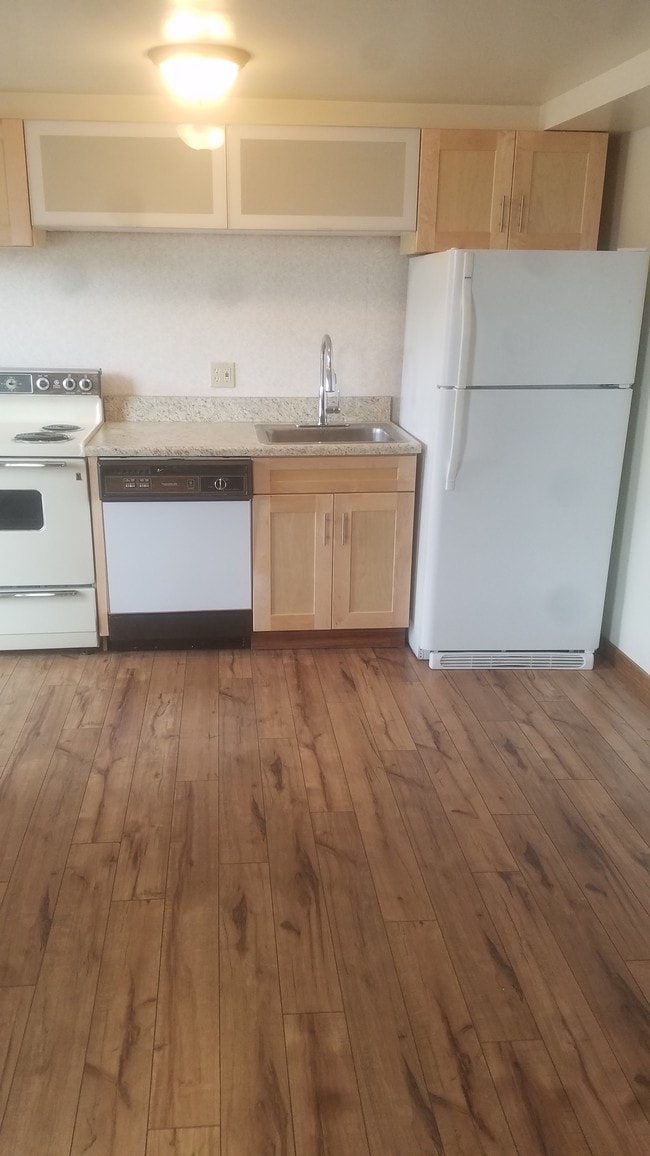 Photo - 749 S Millvale Ave Unit 3