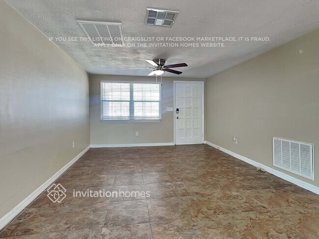 Photo - 3402 Eisenhower Dr