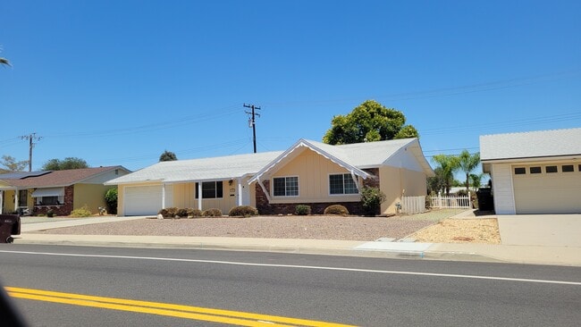 Photo - Ridgemoor Road