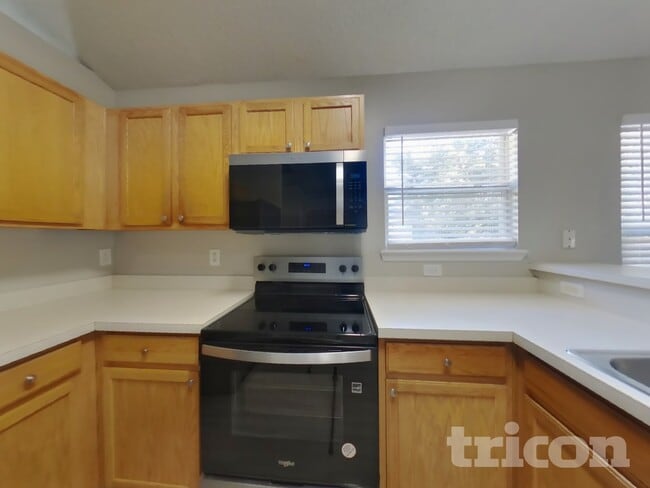 Photo - 12048 Coachman Lakes Way