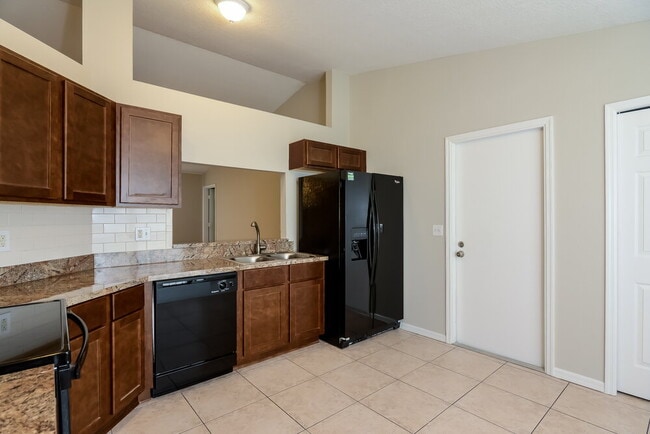 Photo - 7446 Briarbay Loop