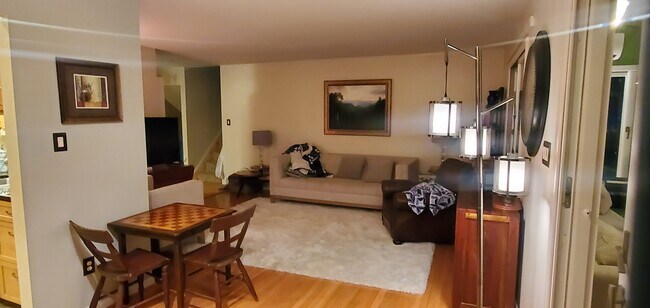 Photo - 5910 King James Dr