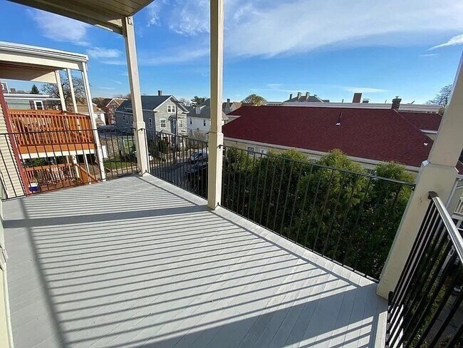 Photo - 184 Boston St Apartment Unit 3