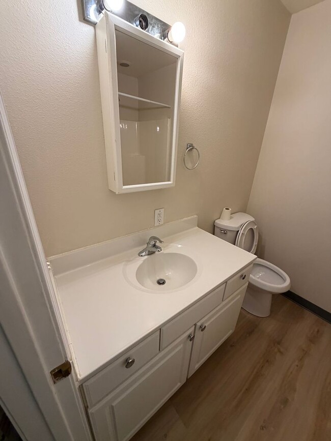 Photo - 23107 Barbara St Unidad B1