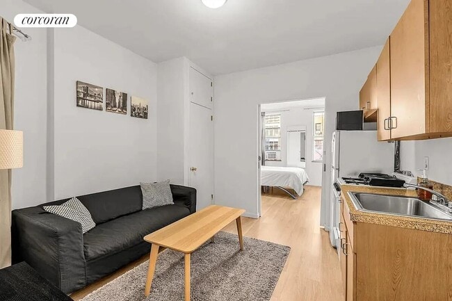 Photo - 648 Ninth Avenue 4FS