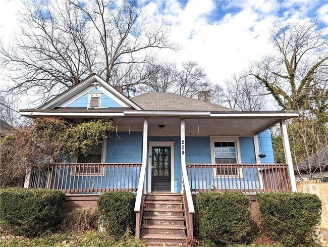 Building Photo - 204 Adair Ave SE Rental