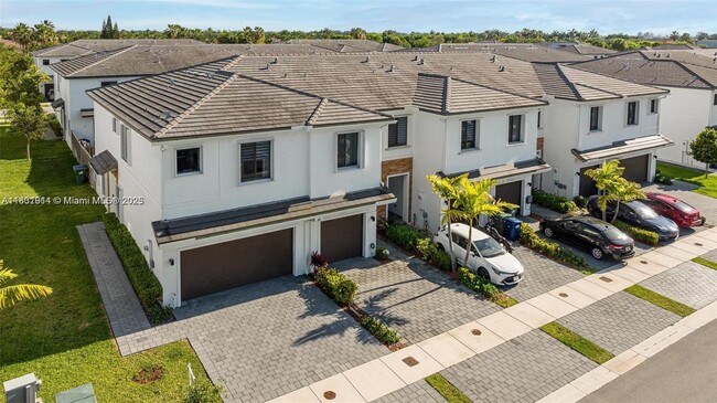 Photo - 10934 SW 235th St Townhome