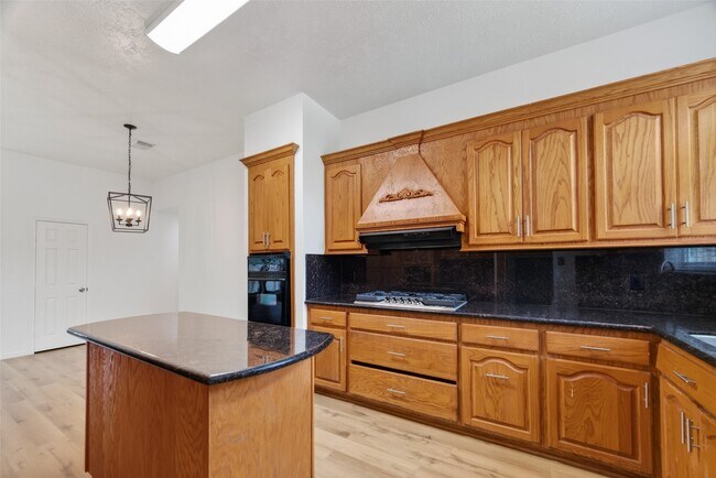Photo - 7403 Oak Walk Dr