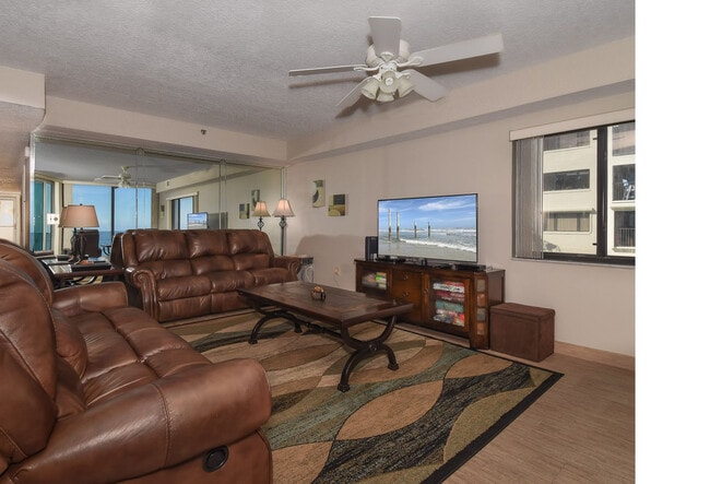 Building Photo - 6727 Turtlemound Rd Unit ID1246610P Rental