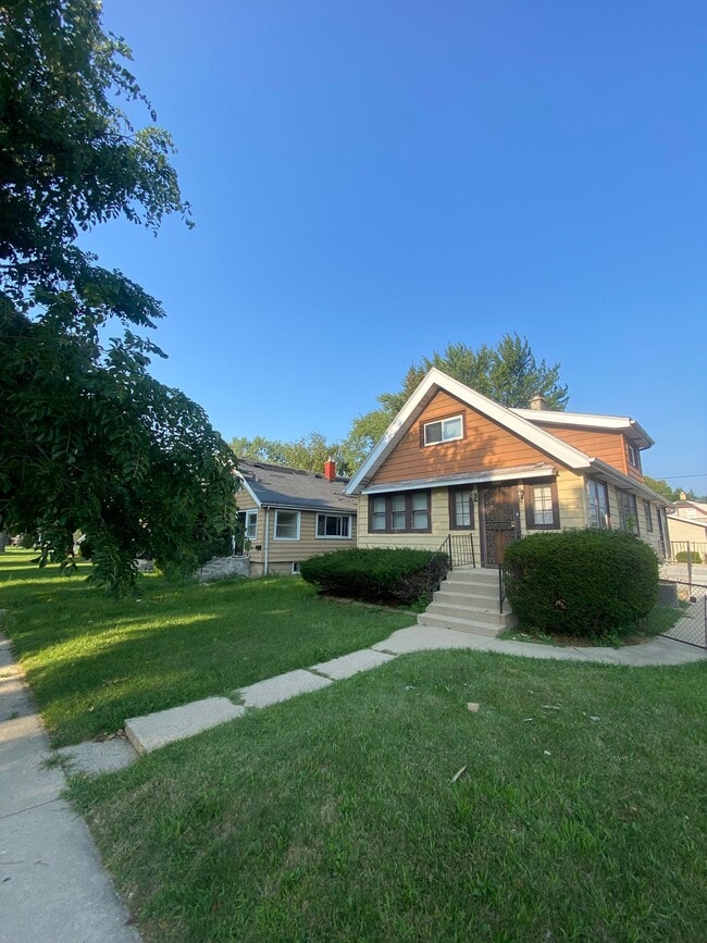 Building Photo - 4824 N 25th St