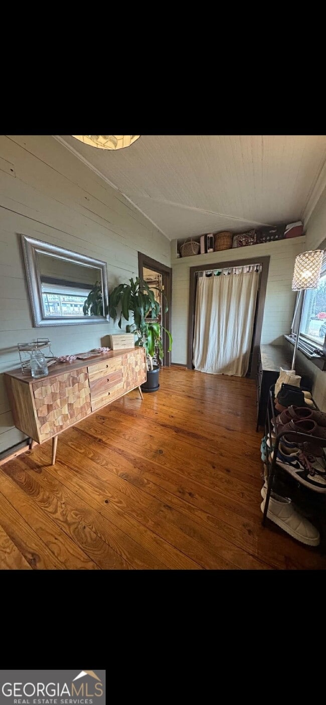 Photo - 834 Fulton Terrace SE