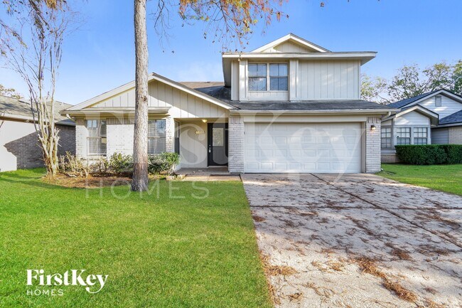 Building Photo - 15915 Vista Del Mar Dr