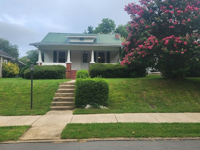 Photo - 907 E Holston Ave Casa