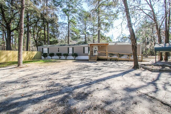 Building Photo - 351 Green Oaks Ct