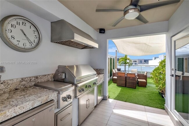 Building Photo - 6630 NW 104th Path