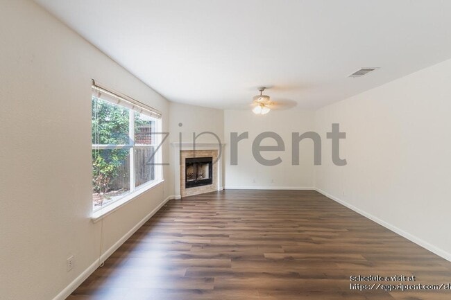 Photo - 16808 Bailey Jean Dr