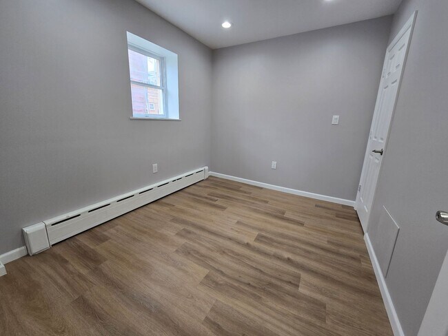 Photo - 1631 S 8th St Unidad #1