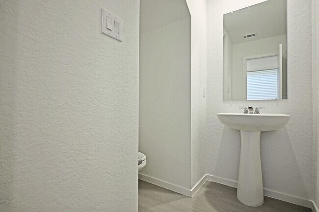 Photo - 6739 Pumice Pl