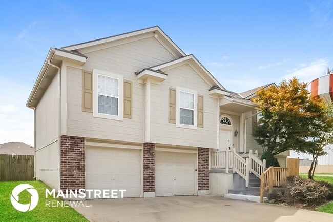 Photo - 1613 NW High View Dr