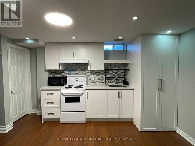 Photo - 157 Rouge River Dr
