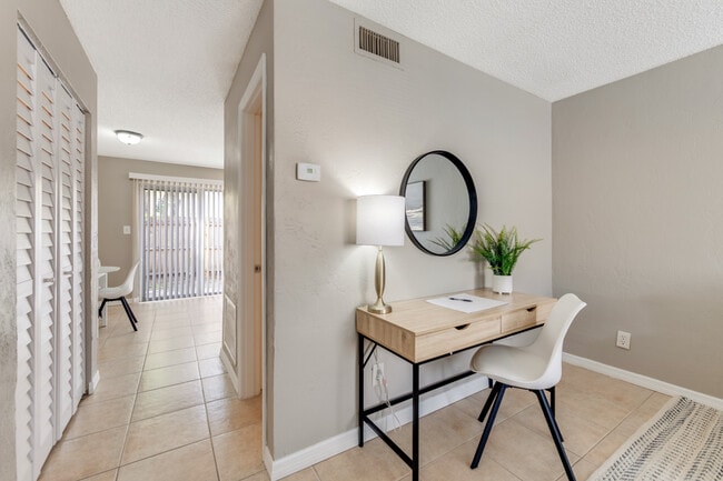 Riverbreeze Apartments