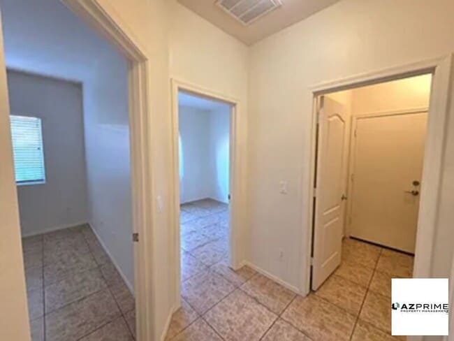 Photo - Bright & Cozy Family Home for Rent in ...