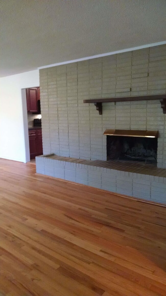 Photo - 4018 Avera Ave