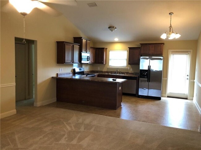 Photo - 8195 Savage Loop