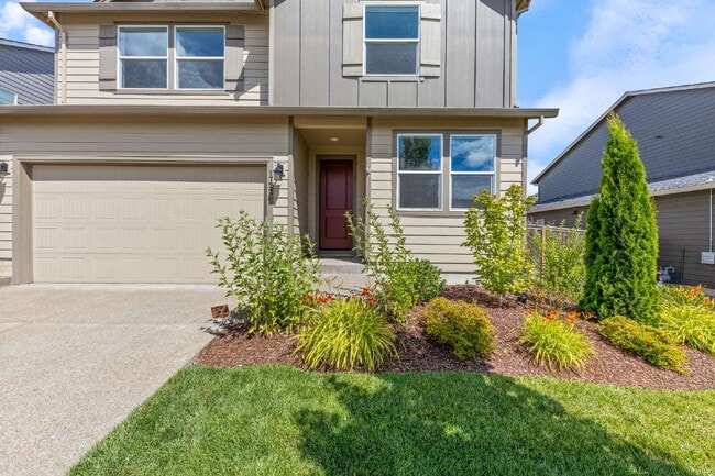 Photo - Large Recent Construction Home with Bonus Room!