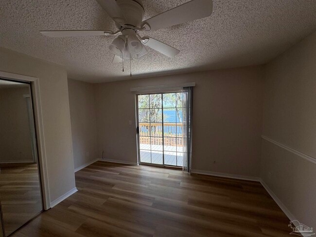 Photo - 7098 Moran Ln