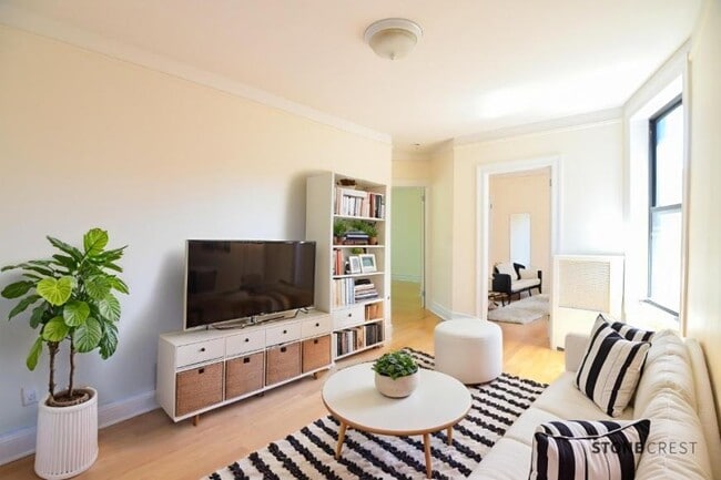 Building Photo - 2 bedroom in NEW YORK NY 10027 Unit 23 Rental