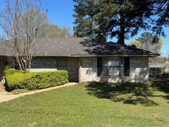 Building Photo - 3242 Stoneridge Dr