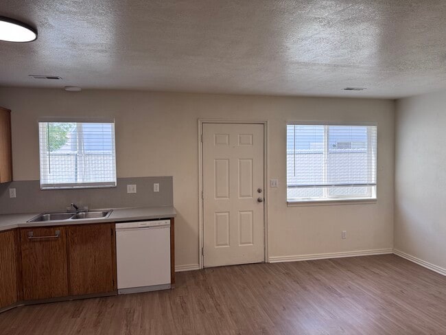 Photo - 1393 N 260 W