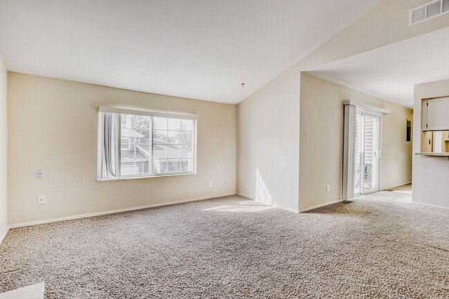 Photo - 8466 Everett Way