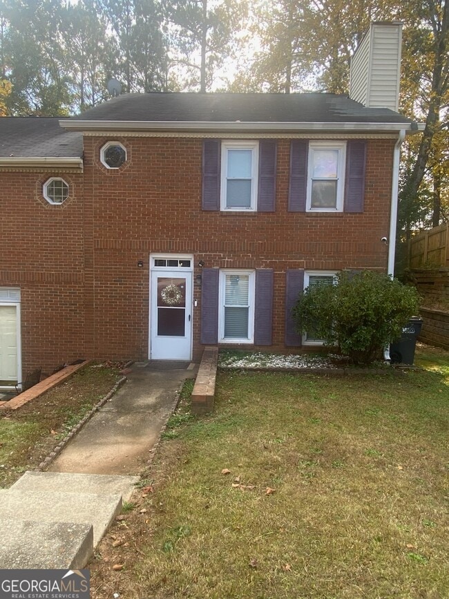 Building Photo - 760 Indian Lake Dr NW