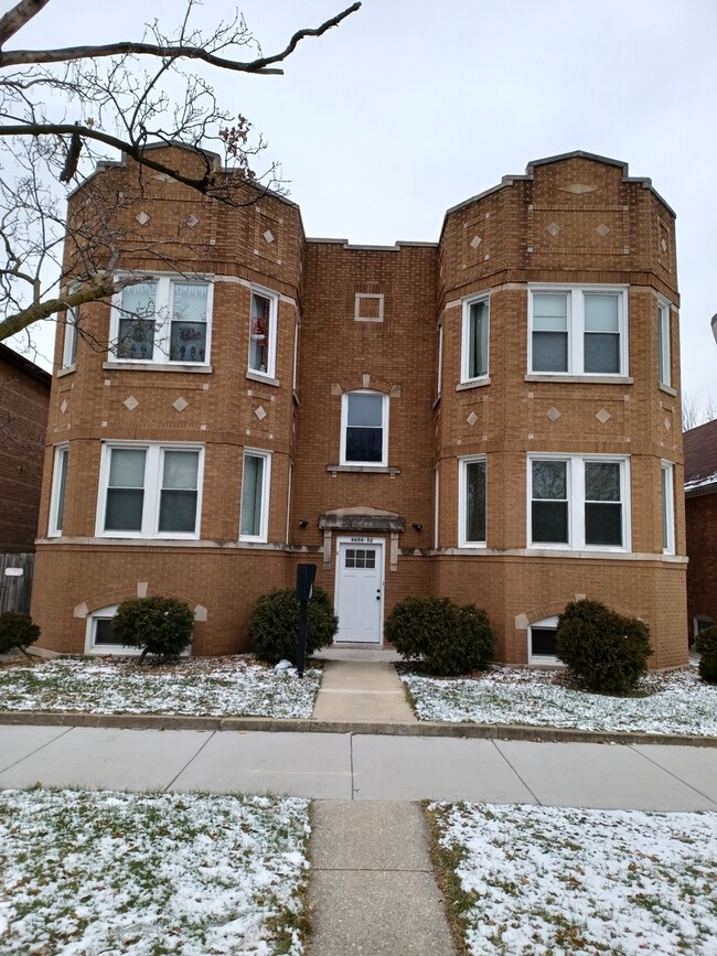 Photo - 6652 S Rockwell St Unit 1-N