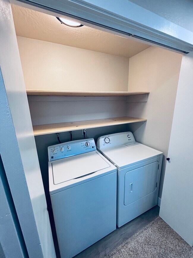 Photo - 205 SW Booth St Unit A
