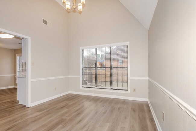 Photo - 6744 Blue Spruce Dr