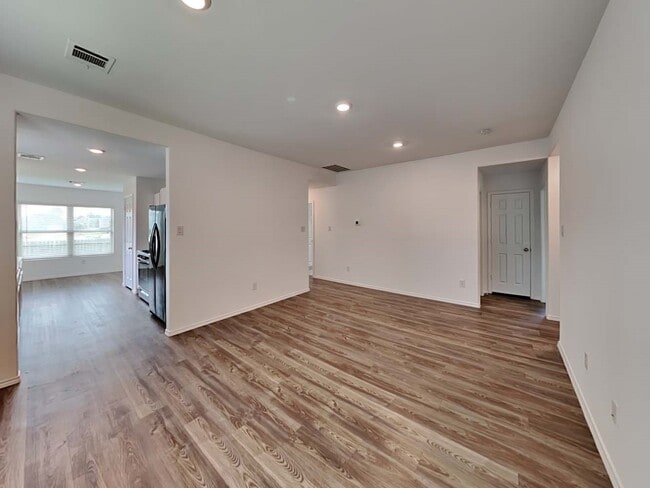 Photo - 5928 Rimini Landing Ln