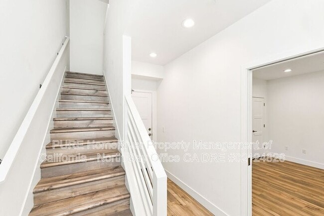 295 Gambrel Cir