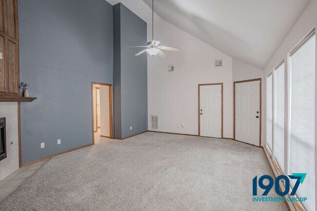 Photo - 2508 Tyler Ln