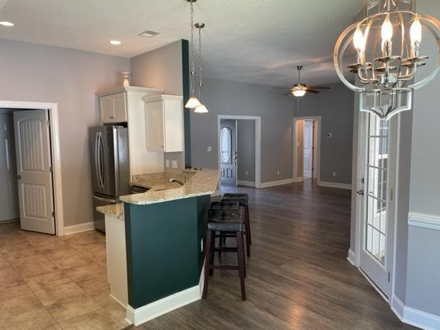 Photo - 305 Macarthur Dr