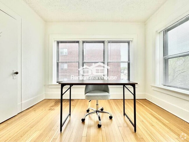 Building Photo - 3612 Ingersoll Ave Rental