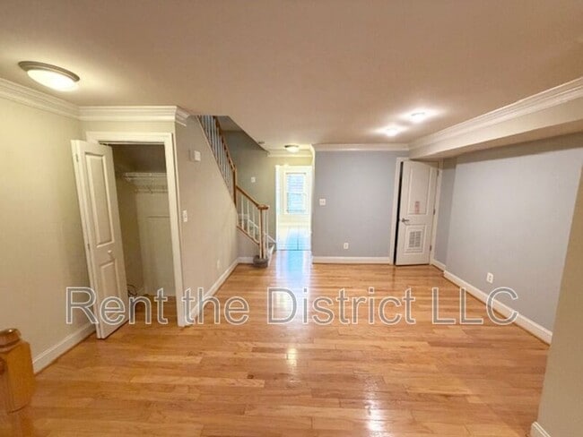 Photo - 61 14th St NE