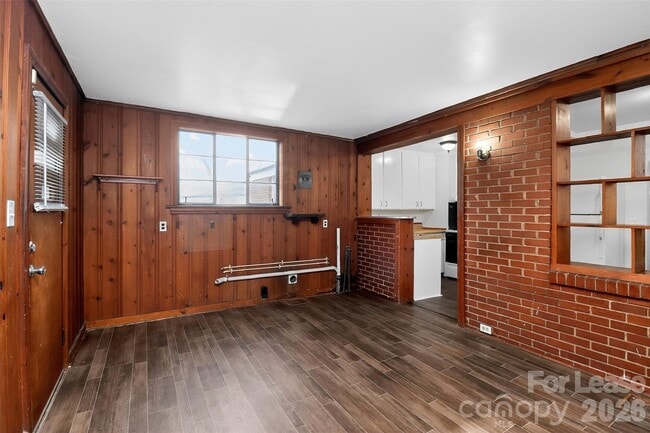 Photo - 1415 Herrin Ave