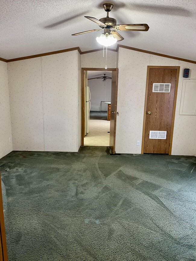 16159 OH39 Rental House Rental in Loudonville, OH